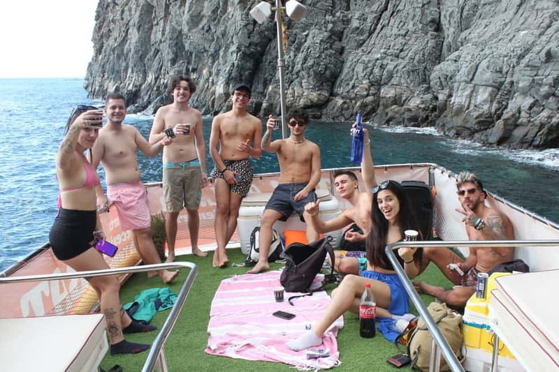 3H Shared Barrier-Free Cruise with Turtles Dolphins & Whales - Lover’s Cave and the photo stop