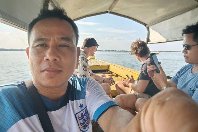 4 hours taking tuk tuk to see Mekong dolphins and countryside - What the guide can add, and where the tour can fall short