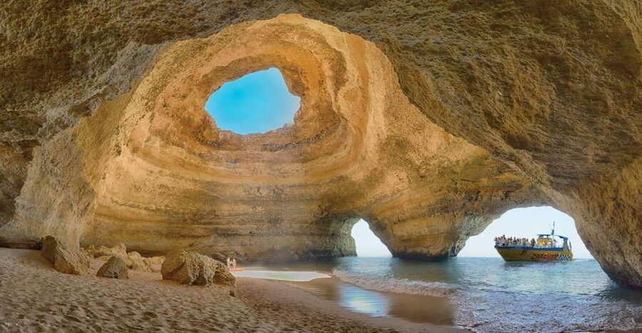 Albufeira: 2.5-Hour Benagil Caves & Dolphin Watching - The optional swim and the ride home