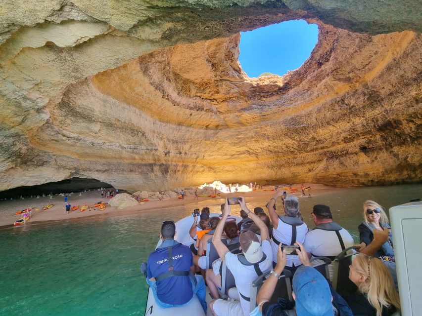 Albufeira: Benagil Cave and Dolphin Sightseeing Boat Cruise - The beaches between Albufeira and Senhora da Rocha