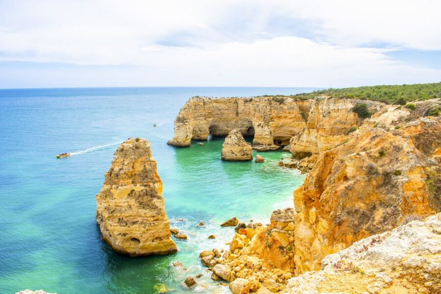 Albufeira: Benagil Caves & Dolphin Watching Speed Boat Tour - Searching for dolphins off Albufeira