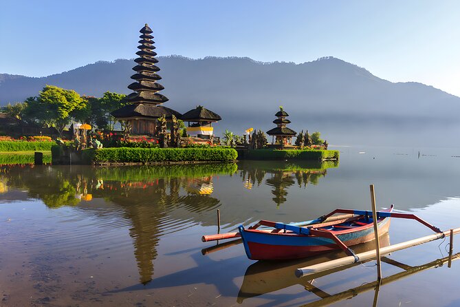 Amazing Bali Dolphin Watching Trip Experience - The 3:00 am start and the long ride to Lovina