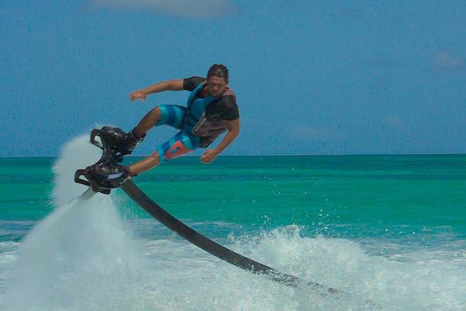 Aruba Flyboarding & Jetovator Experience: Fly Like a Bird & Dive Like a Dolphin - Who will enjoy this most