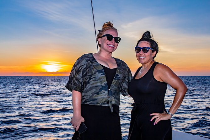 Aruba Sunset Sail Cruise Aboard The Dolphin Catamaran - Sailing north along Aruba’s coast