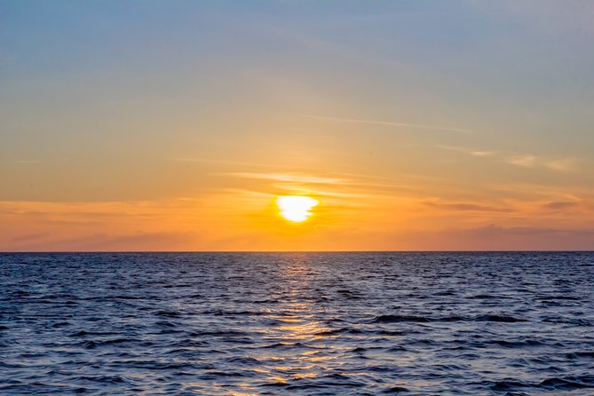 Aruba Sunset Sail Cruise Aboard The Dolphin Catamaran - What the $59 price really gets you