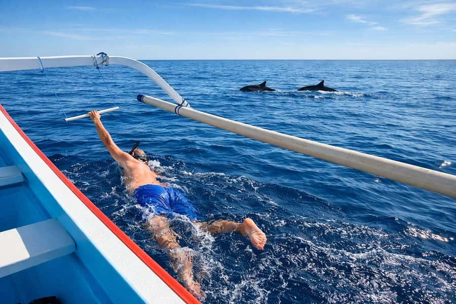 Bali/Lovina: Guided Dolphin Watching & Sunrise Boat Snorkel - The early start at Lovina Beach