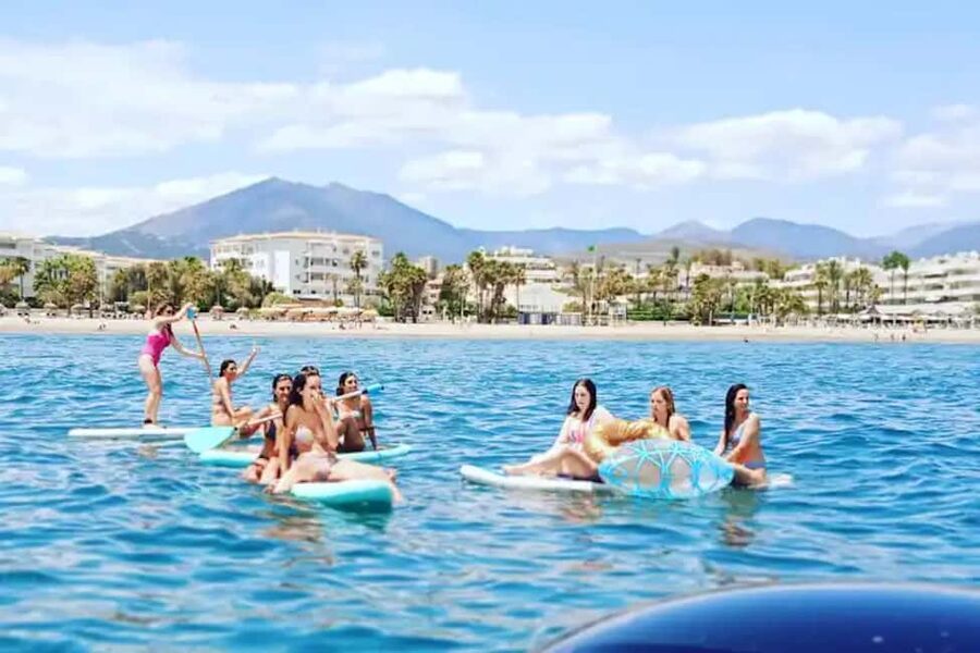 Benalmádena: Catamaran with dolphin watching and drinks - What the $589 group price really buys