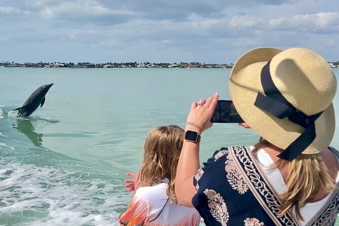 Best of Marco Island Dolphin Tour - Ninety minutes through the 10,000 Islands