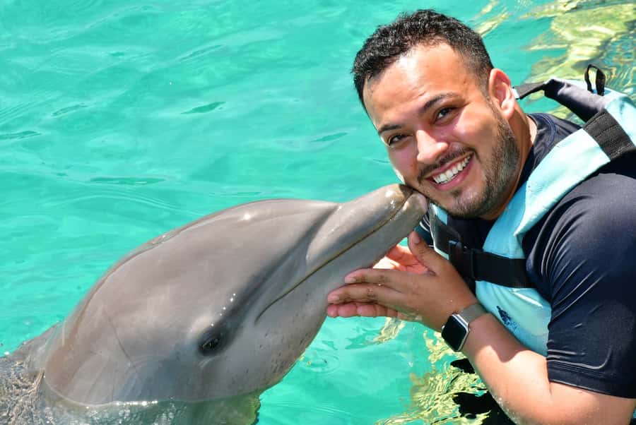 CANCUN: Dolphin Swim Adventure with buffet and soft drinks - The main weakness: short and uneven water time
