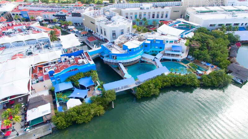 Cancun: Interactive Aquarium - Swim with Dolphins Splash - What to bring, and what to leave behind