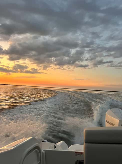 Cape Coral: Private Dolphin and Sunset Cruise - Cruising the Calm Cape Coral Waters