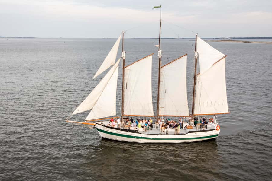 Charleston: Schooner Sailing Harbor Tour & Dolphin Watch - The harbor views from Fort Sumter to Castle Pinckney