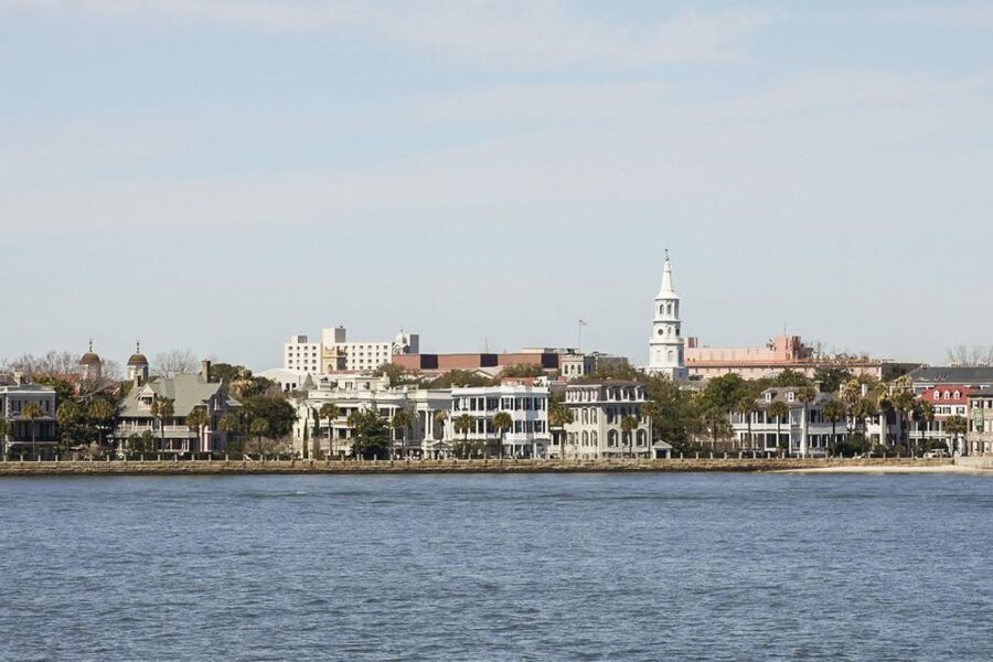 Charleston: Sightseeing Harbor Tour & Dolphin Watch - The Battery from the harbor side