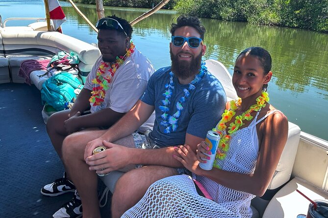 Cocoa Beach 2 Hour Dolphin Sightseeing tour- public - A small-boat look at Cocoa Beach wildlife