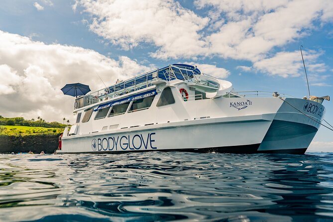 Deluxe Snorkel & Dolphin Watch Aboard a Luxury Catamaran from Kailua-Kona - Breakfast while Kona’s coast slips past