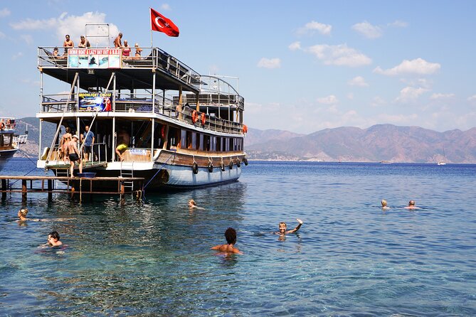 Dolphin Island Boat Trip – Swim, Sun & Lunch Included - Is $30.17 good value?
