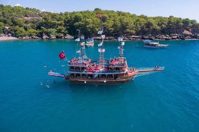 Dolphin Islands Boat Trip Lunch and Soft Drink Included From Side - What the $30.01 price really includes