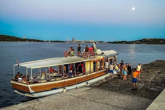 Dolphin & Sunset tour with Brijuni panorama - Who will enjoy this cruise most