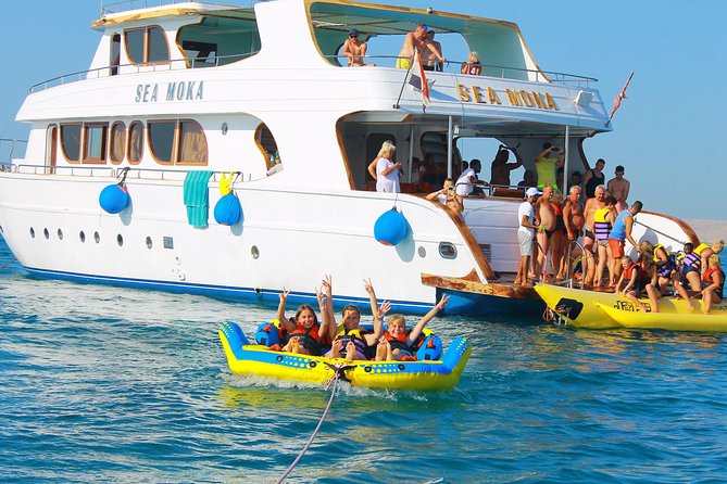 Dolphin Tour in Hurghada - The first snorkeling stop and Red Sea coral