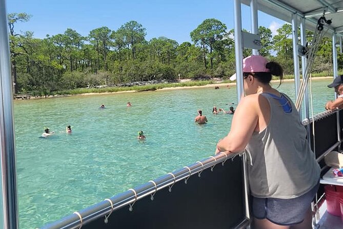 Family-Friendly Snorkeling and Dolphin Tour from FWB - Cruising Santa Rosa Sound toward the Gulf
