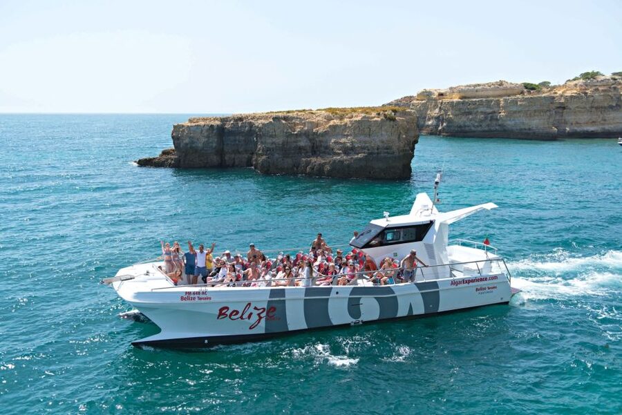 From Albufeira: Dolphins and Caves 2.5-Hour Boat Trip - Who will enjoy this boat trip most