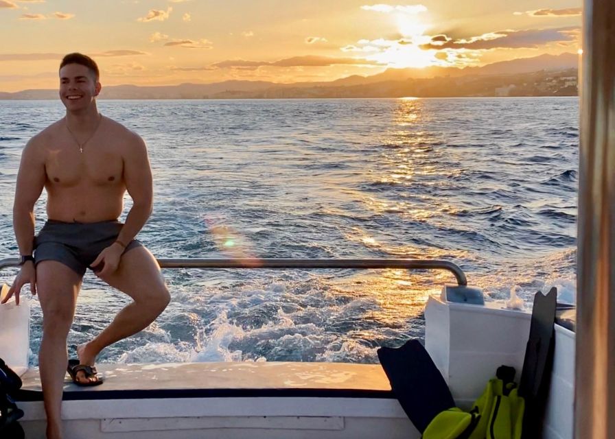 From Benalmádena & Torremolinos: Dolphin Watch Boat Trip - The first 30 minutes: cruising along Benalmádena