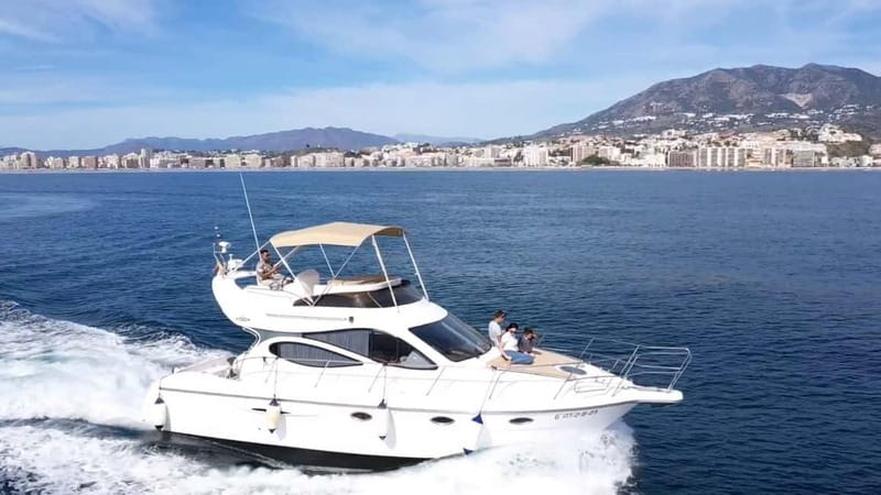 Fuengirola : 2 hours LUXURY Yacht Dolphin Trip DRINKS SNACKS - What the two hours look like on the water