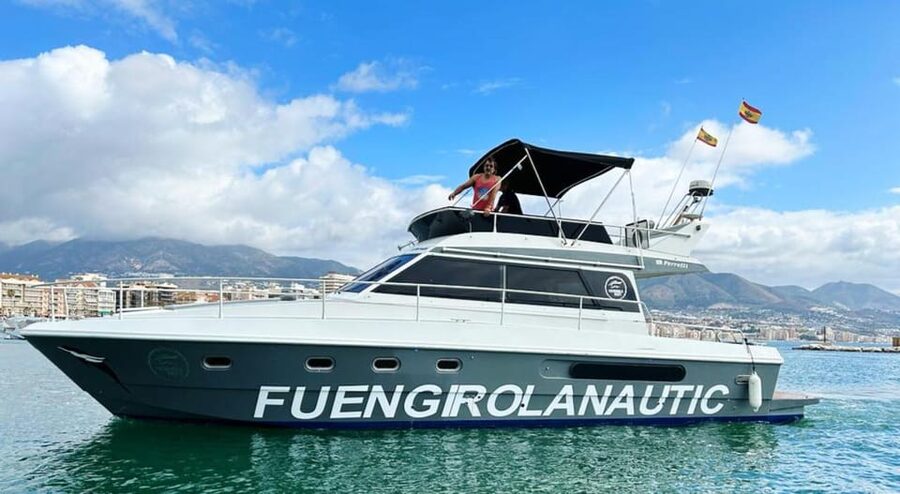 Fuengirola: Dolphin Spotting Tour - When sea conditions change the experience