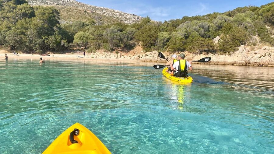 Golfo Aranci: Small group Kayak tour with Aperitif &dolphins - Figarolo adds the food and the best pause