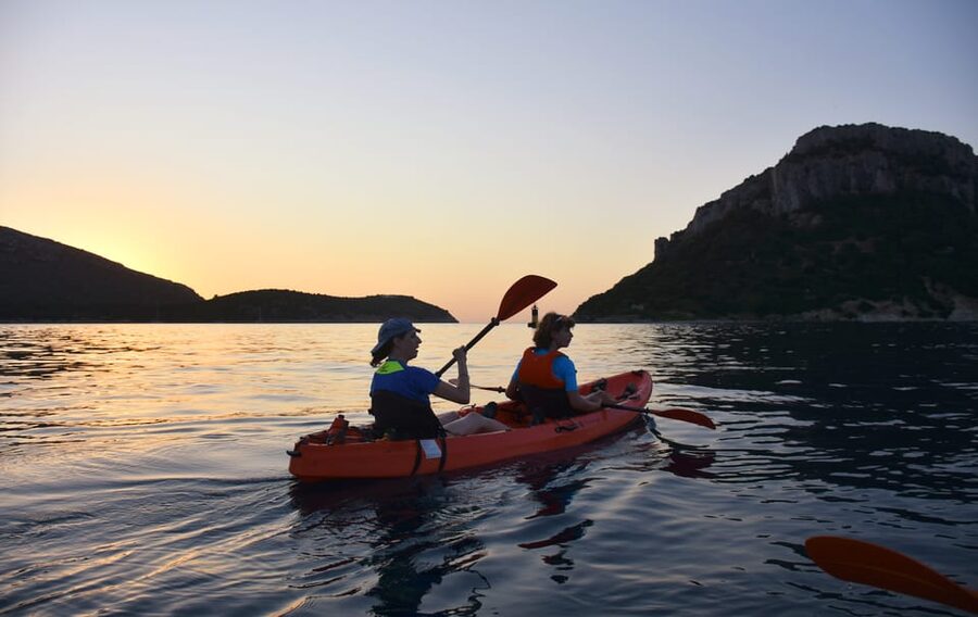 Golfo Aranci: Sunrise Dolphin Kayak Tour with Breakfast - What to bring for comfort and safety