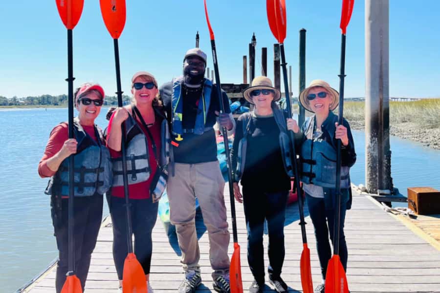 Hilton Head: 2-Hour Kayak Dolphin Nature Tour - What the guide adds to the experience