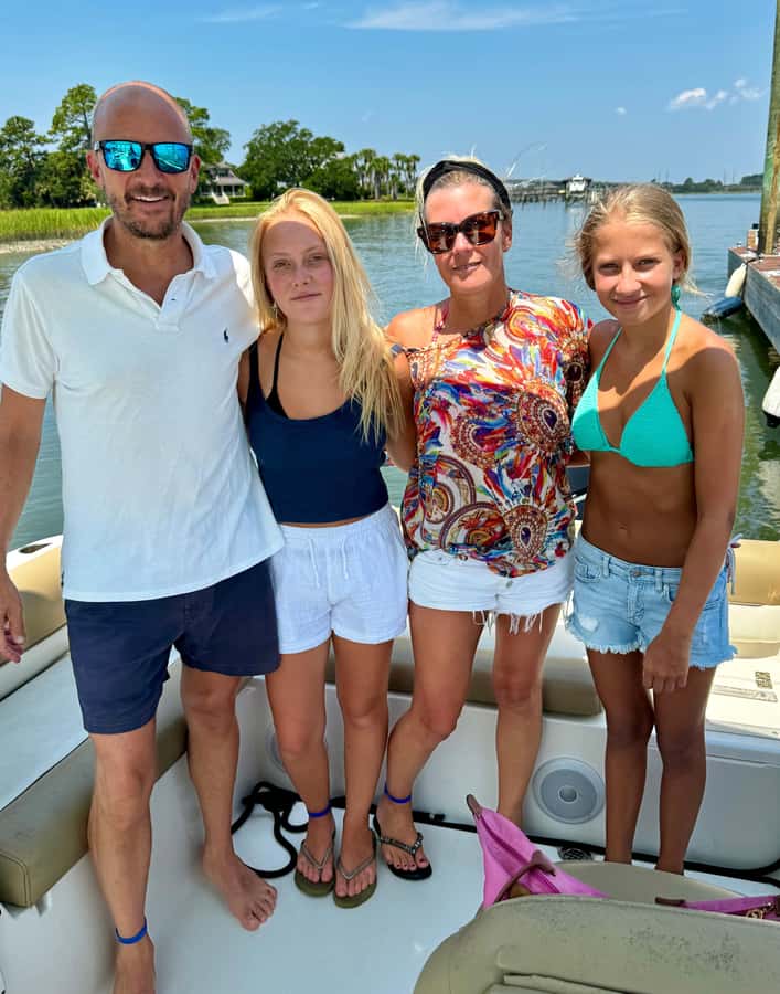 Hilton Head: 2 Hour Private Dolphin Tour - Looking for Atlantic Bottlenose Dolphins