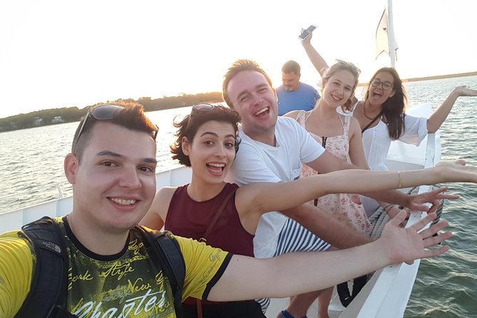 Hilton Head Sunset Dolphin Watching Cruise - The first minutes on the Vagabond