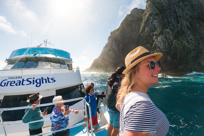 Hole in the Rock Scenic Cruise including Dolphins and Island stop - The Main Event at the Hole in the Rock
