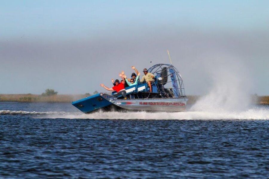 Homosassa: Gulf of Mexico Airboat Ride and Dolphin Watching - Key points to know before you book
