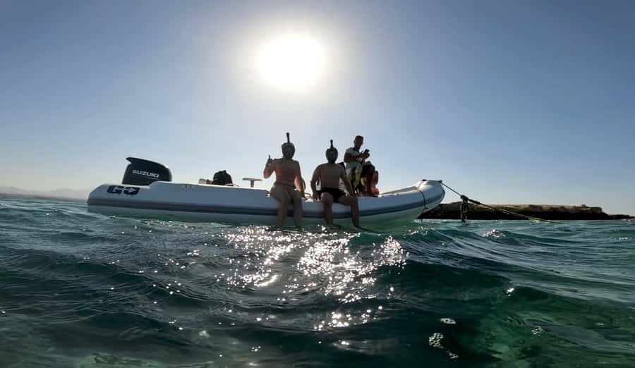 Hurghada: 3-Island Speedboat, Dolphin Watching & Snorkeling - A fast start from Hurghada to the open sea