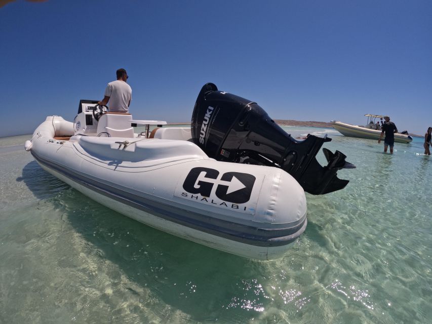 Hurghada: 4 Island Hopping Tour Dolphin, Snorkeling & Lunch - Lunch on the boat