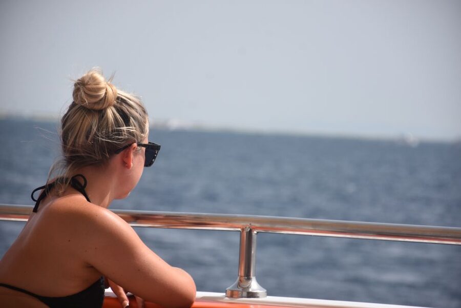 Hurghada or Makadi: Discover the Magic of Dolphin House - Searching the Red Sea for dolphins