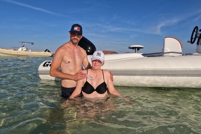 Hurghada Speedboat Dolphin Watching and Snorkeling - Searching for dolphins at Dolphin House