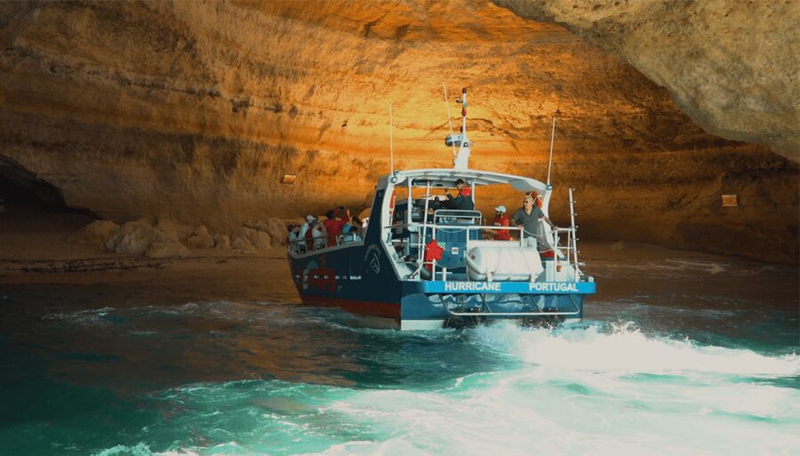 Lagos: Combo Dolphin and Benagil Tour with Marine Biologist - Riding the Hurricane speedboat