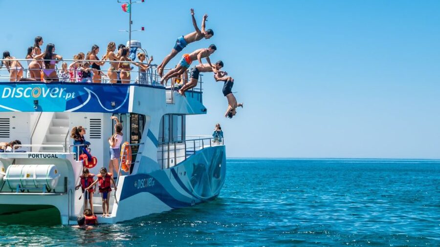 Lagos: Dolphins & Caves - Catamaran - The Algarve cliffs and secluded swimming stop