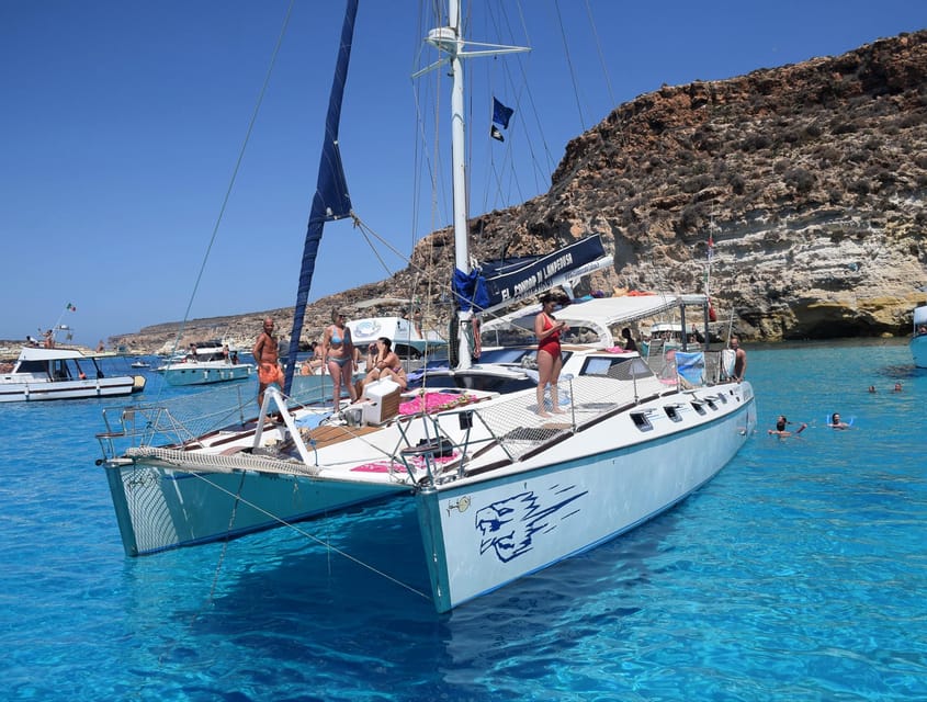 Lampedusa: Dolphin watching with aperitif at sunset - What the Italian aperitif includes