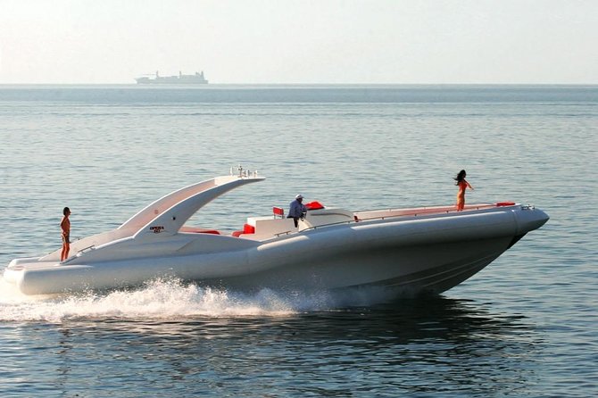 Luxury Opera 60 Whale & Dolphin Watching Experience - Setting out from Puerto Colón on Opera 60