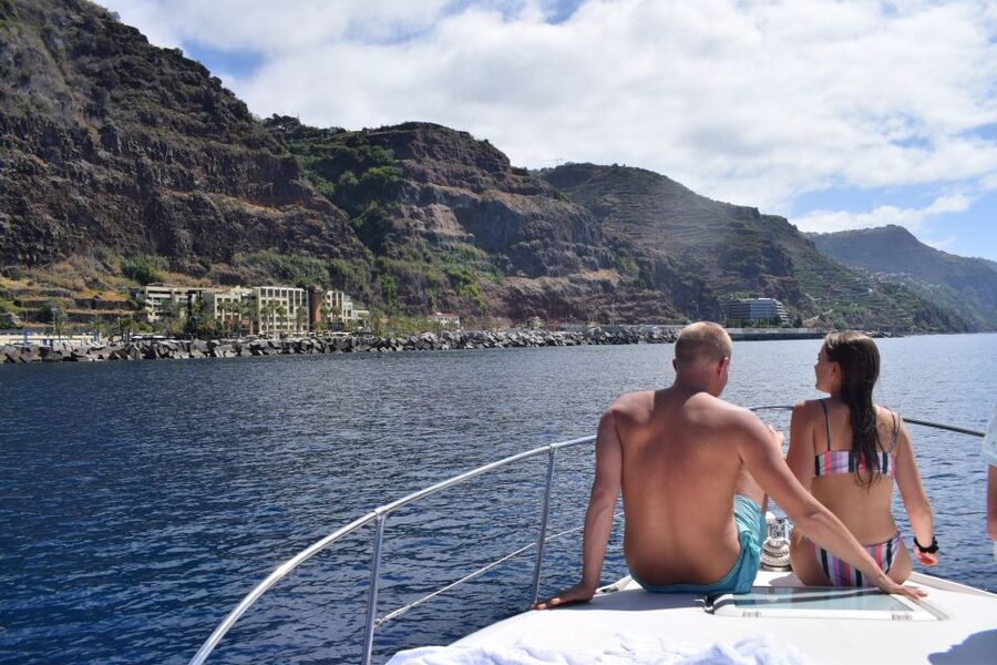 Madeira: Whale and Dolphin Watching Private Cruise - A yacht made for a short Atlantic cruise