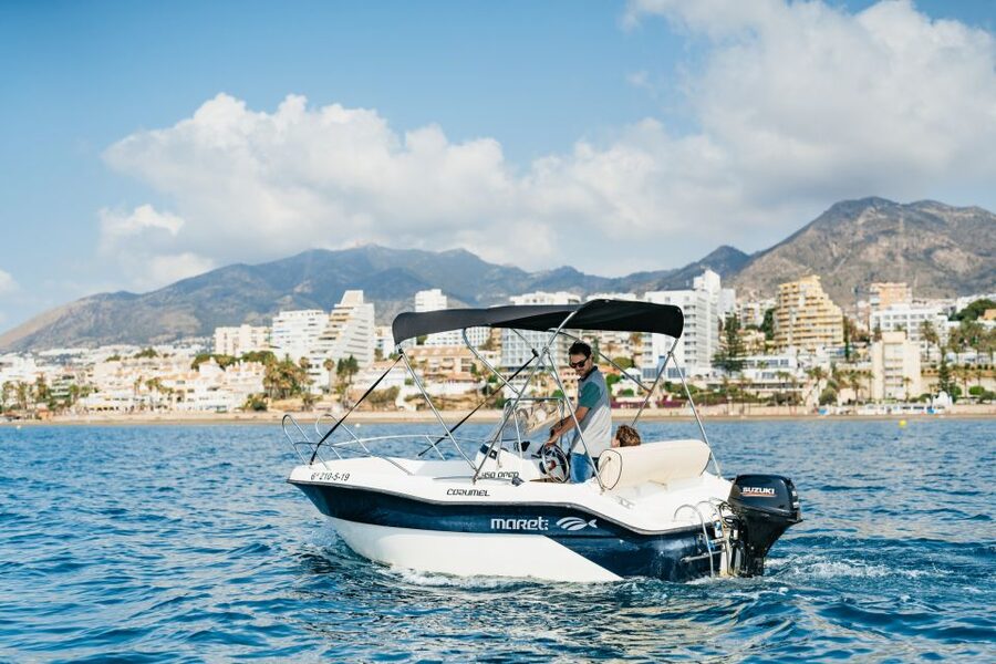 Malaga: License-free Boat Rental for Dolphin Watching - Taking the wheel from Benalmádena