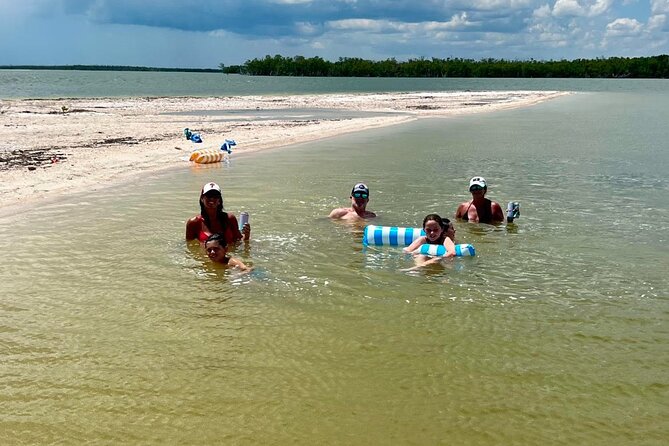 Marco Island Dolphin & Eco Tour – Private 2 Hour Wildlife Cruise - Family Trips, Couples, and Small Celebrations