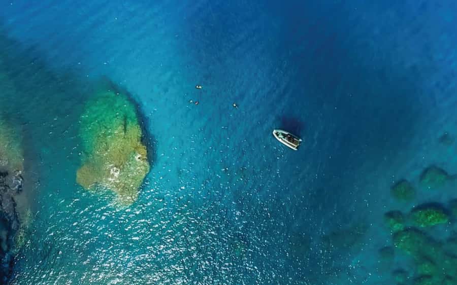Maui: Semi-Private Eco-Raft Lanai Snorkel & Dolphin Tour - A Small Raft With Room for Personal Help