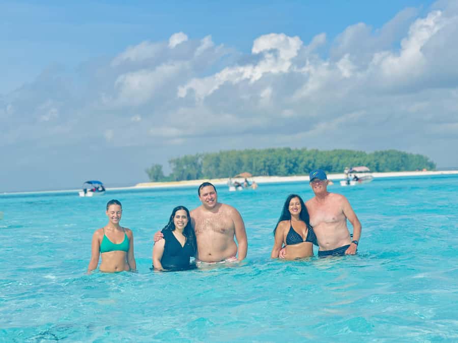 Mnemba dolphin & snorkel: from matemwe, pwani, kwingwa, Uroa - Who will enjoy this boat trip most?