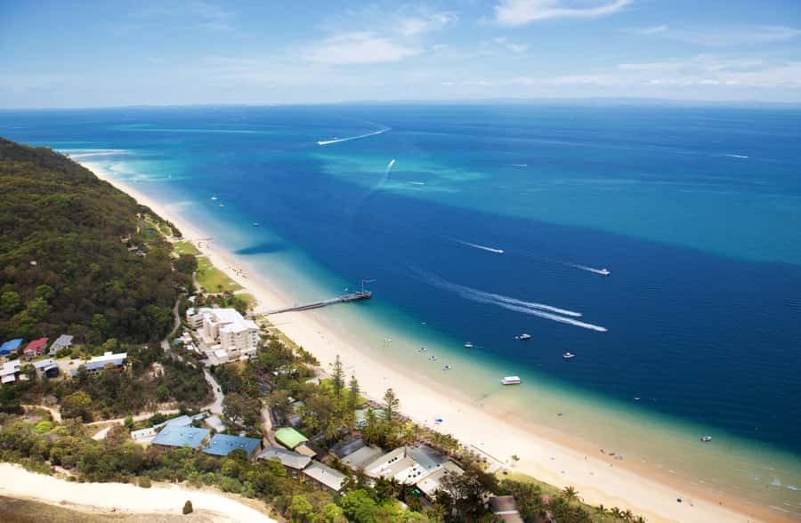 Moreton Island: Desert Safari Tour & Dolphin Viewing - The bumpy ride to Tangalooma Desert