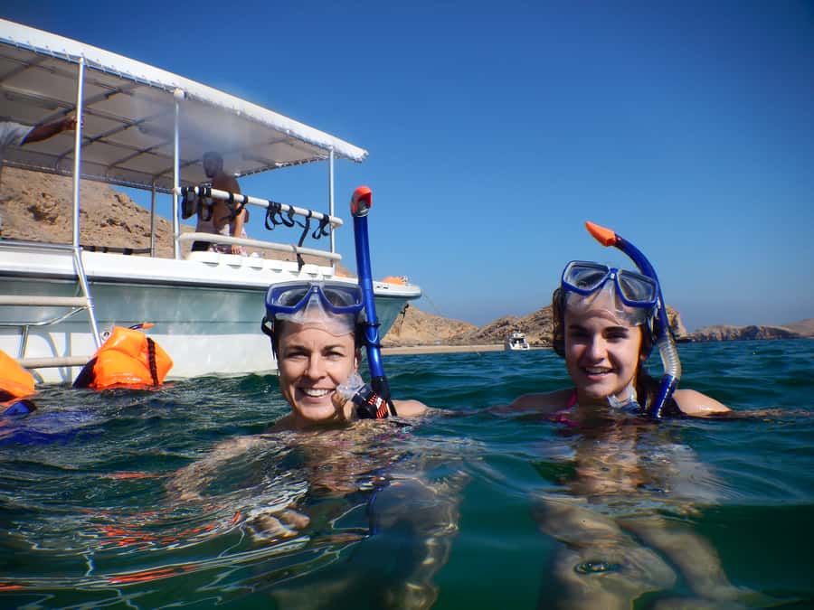 Muscat: 4-Hour Snorkeling Tour with Dolphin watching - Shallow snorkeling with turtles and reef fish